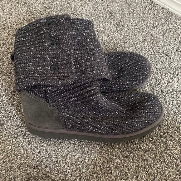 Ugg Grey button boots - Picture 1 of 3